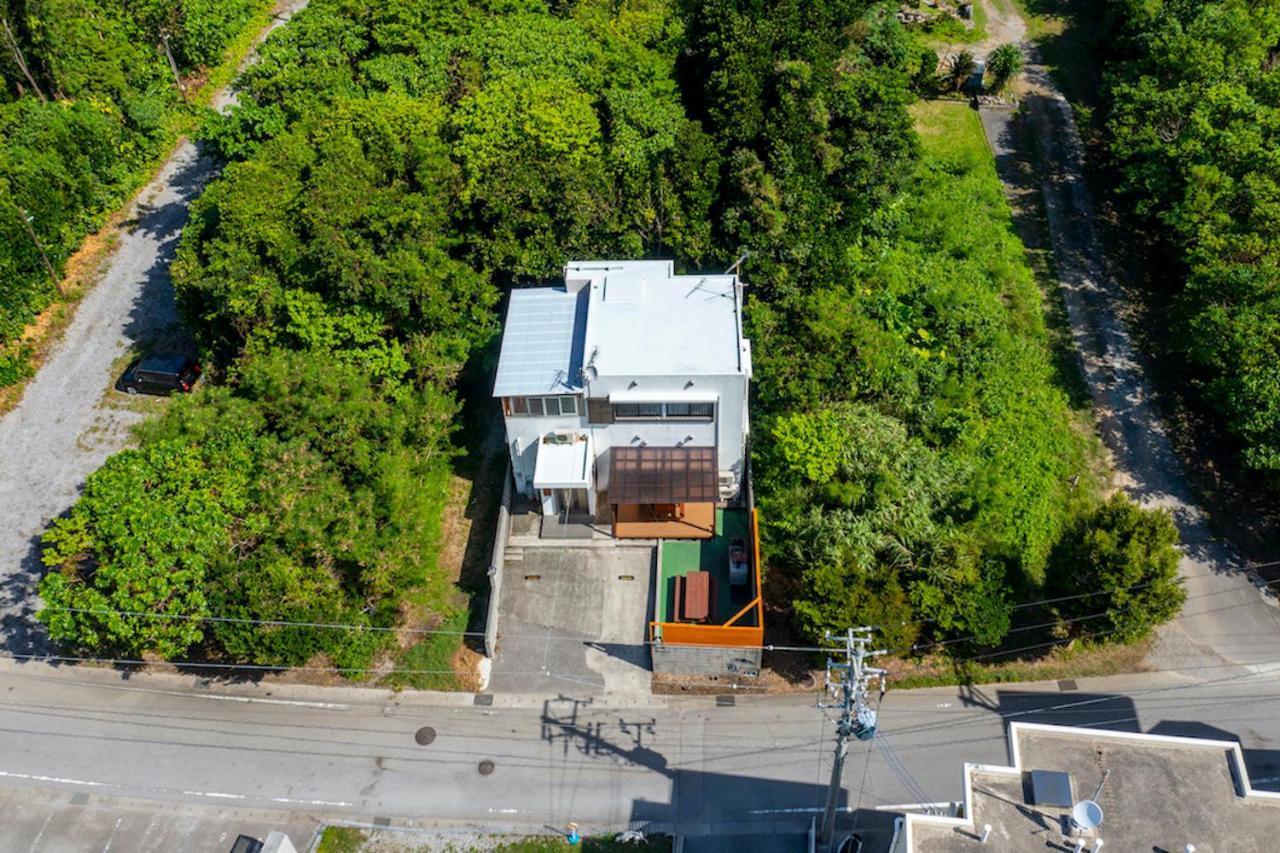 Villa Bankshi-Sa Motobu Esterno foto